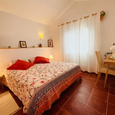 Holiday home Casa Bella Vista Frente Al Mar Y Piscina Natural. *